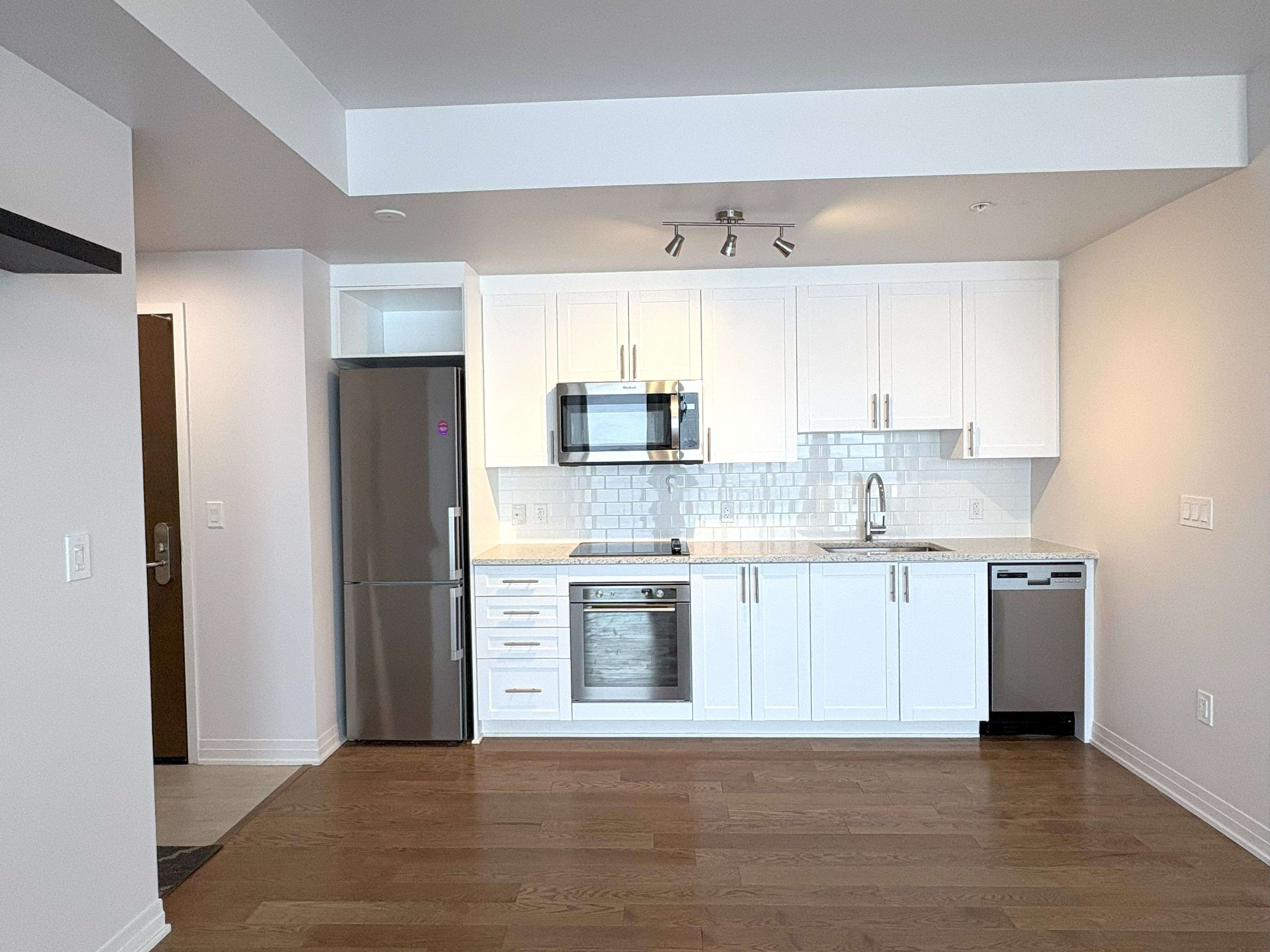 805 Carling AVE #2207, Dows Lake - Civic Hospital And Area, ON K1S 5W9