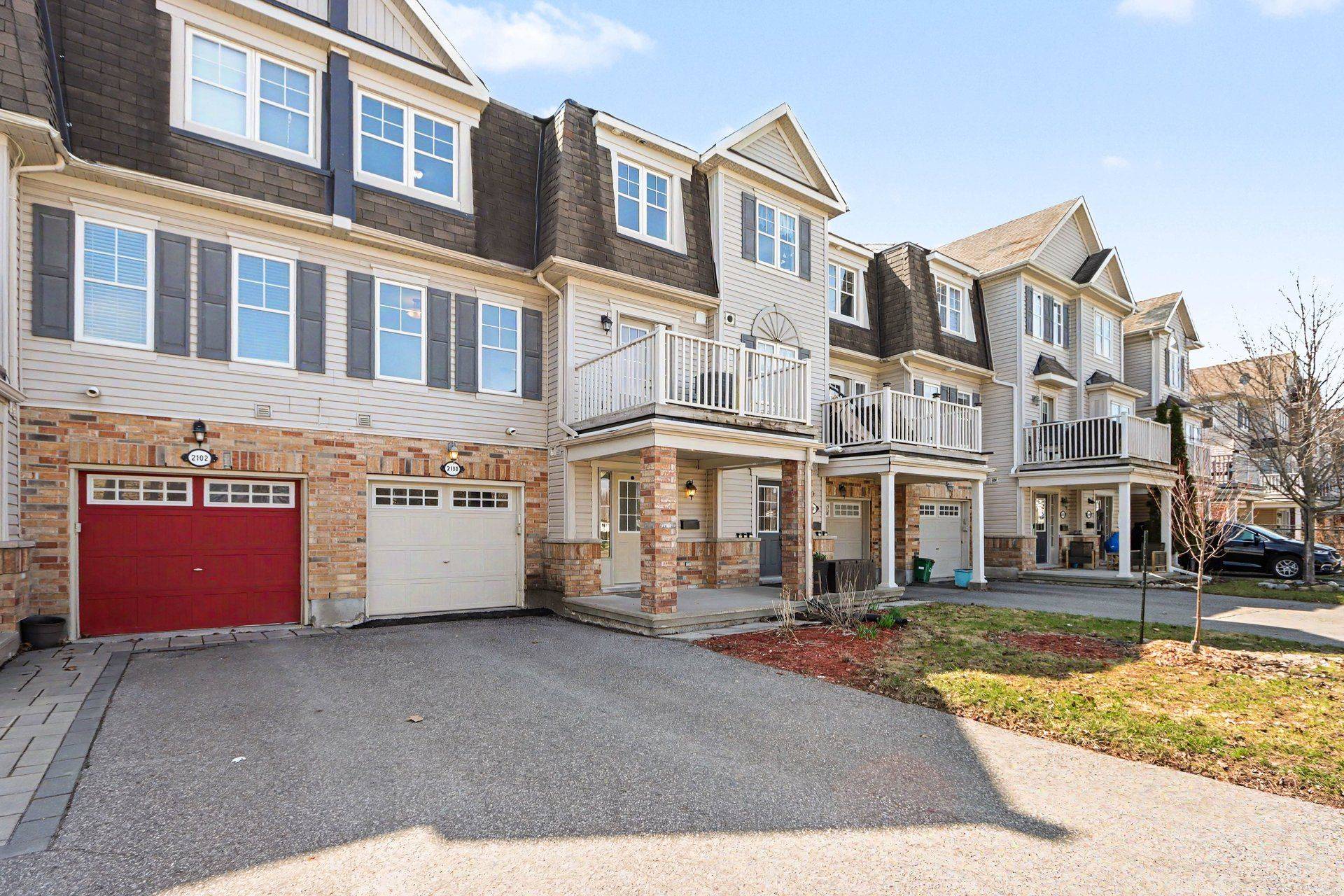 2100 Madrid AVE, Barrhaven, ON K2J 0K4