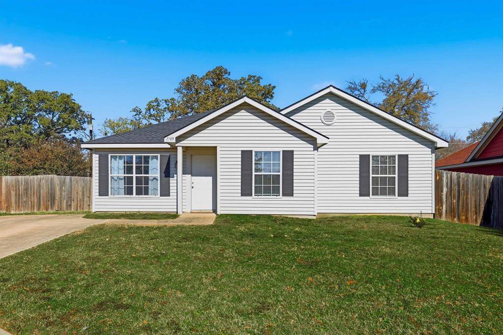 1709 Red Oak Court, Denton, TX 76209