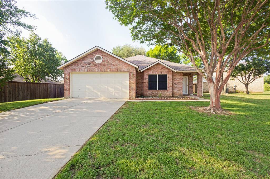 2824 Custer Drive, Corinth, TX 76210