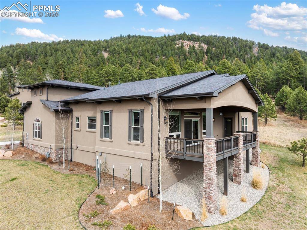 1120 Highlands CT, Woodland Park, CO 80863