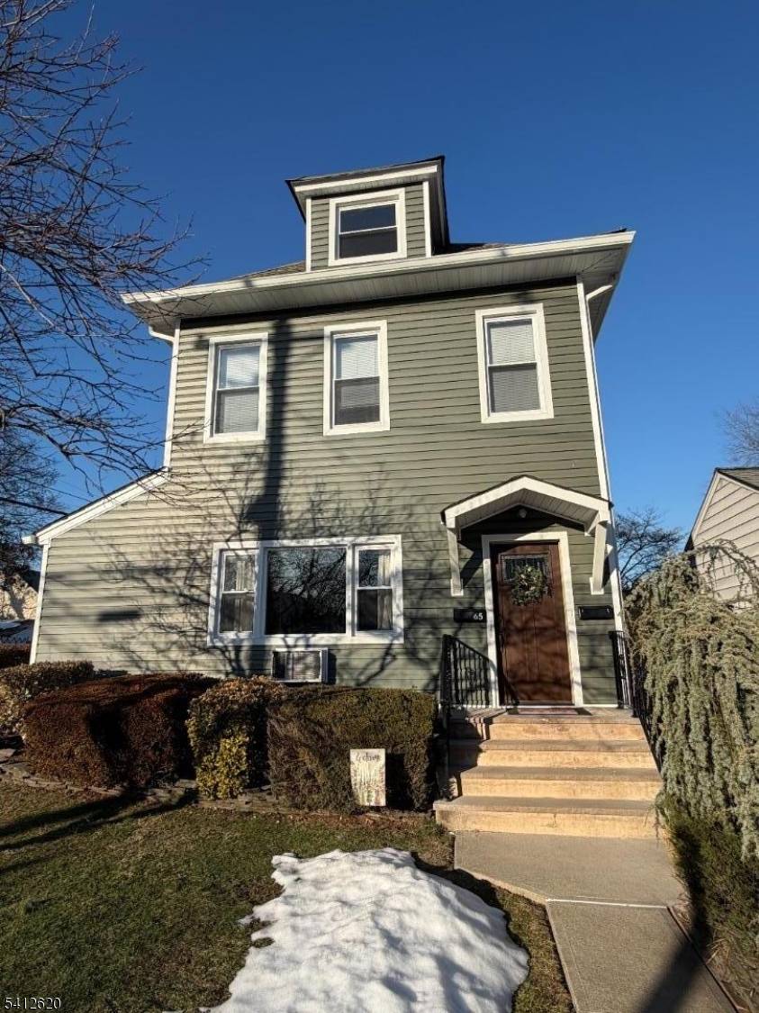 65 E Passaic St, Maywood Boro, NJ 07607