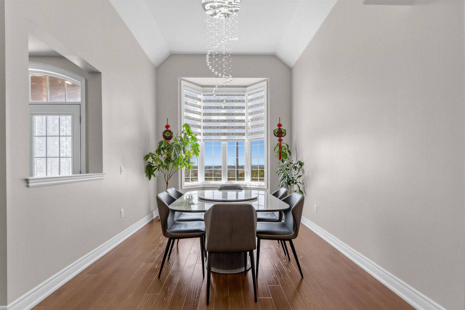 432 Seaview HTS, East Gwillimbury, ON L9N 0Y5