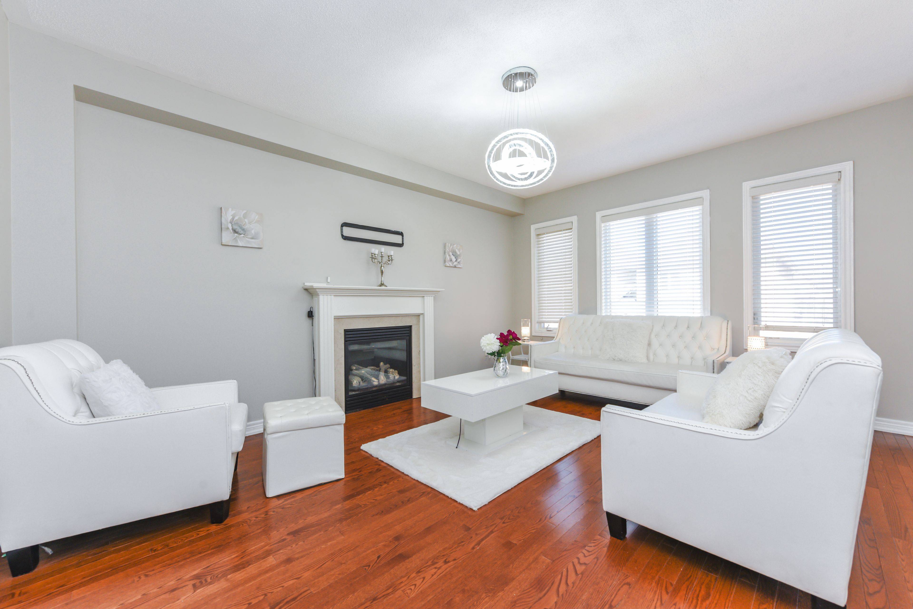 5 Amy AVE, Brampton, ON L6P 3L7