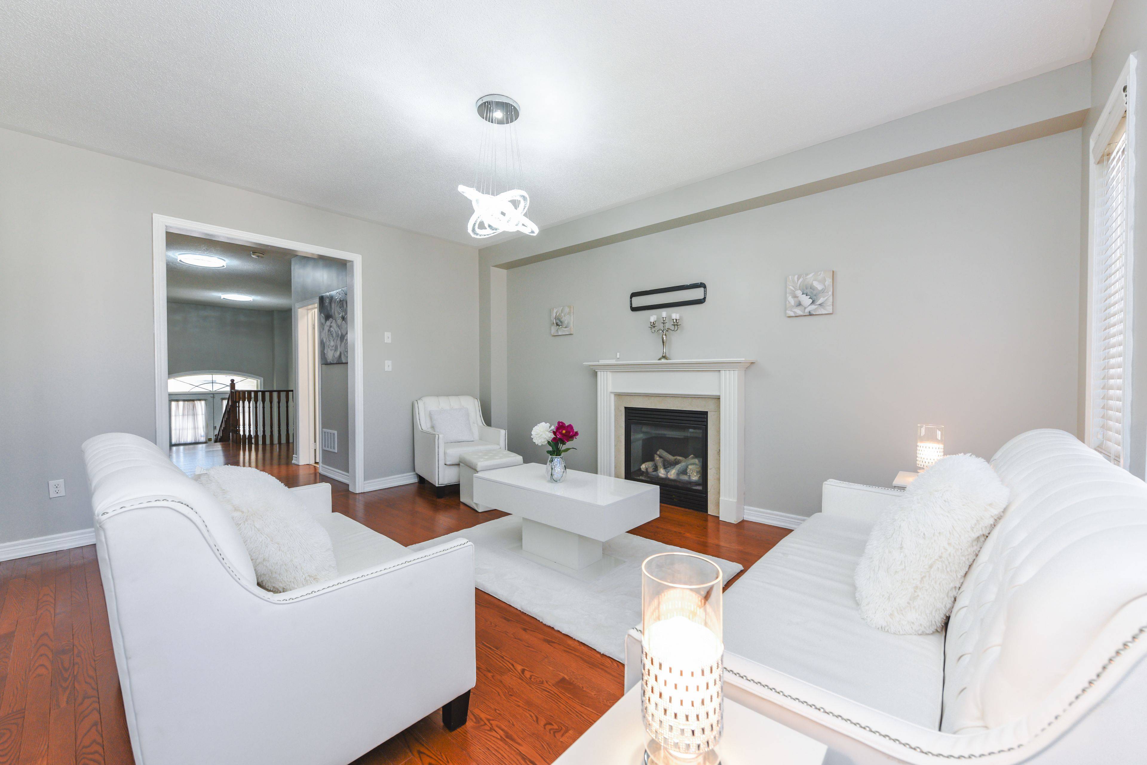 5 Amy AVE, Brampton, ON L6P 3L7