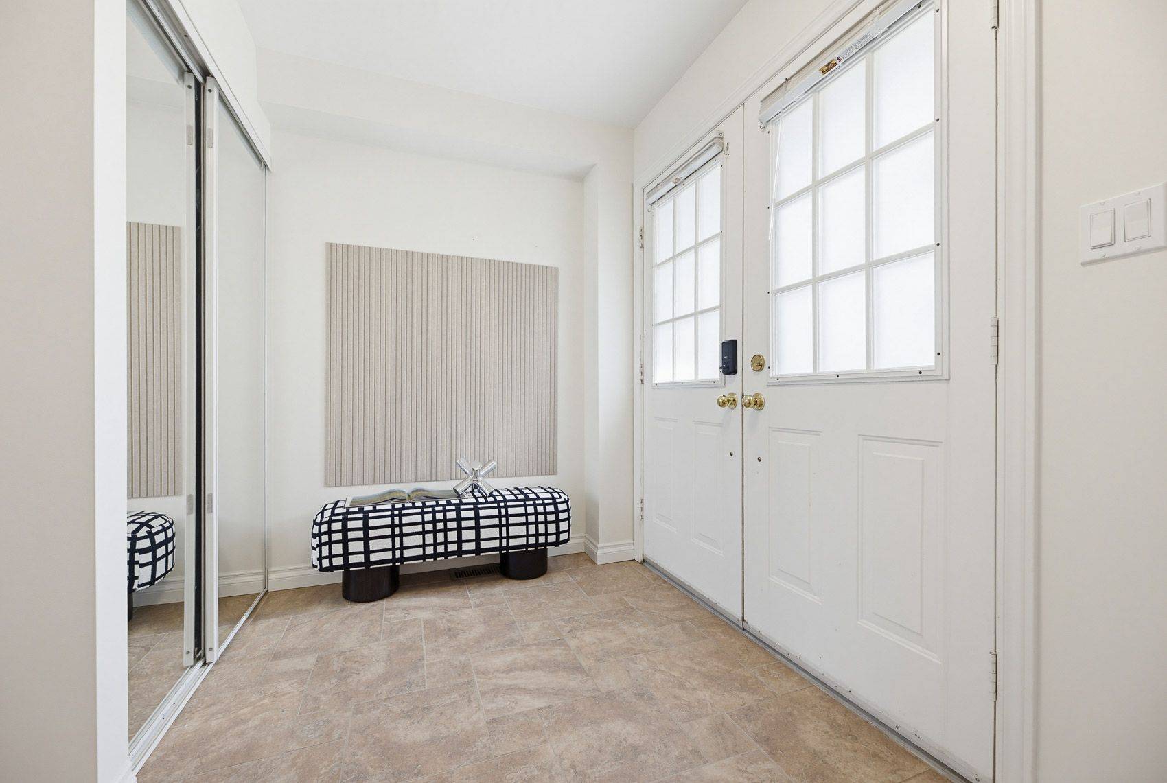 465 Pondview PL, Oakville, ON L6H 6S4