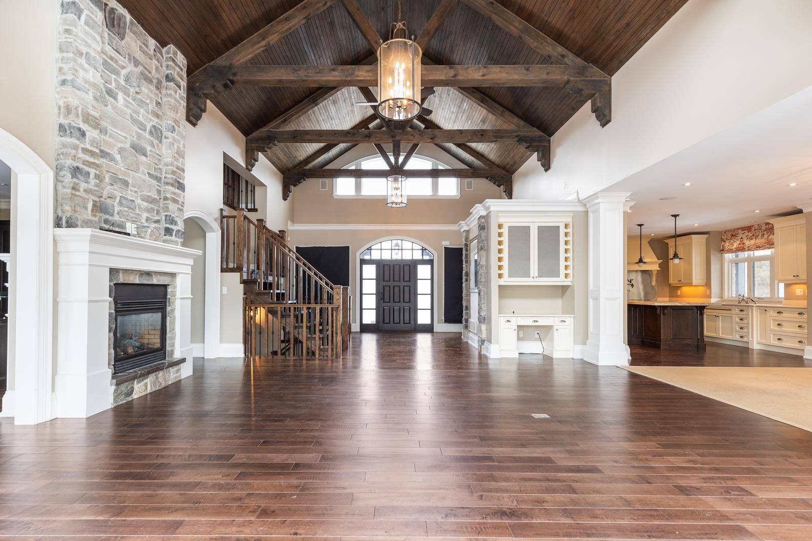 17366 Mount Pleasant RD, Caledon, ON L7E 3M8