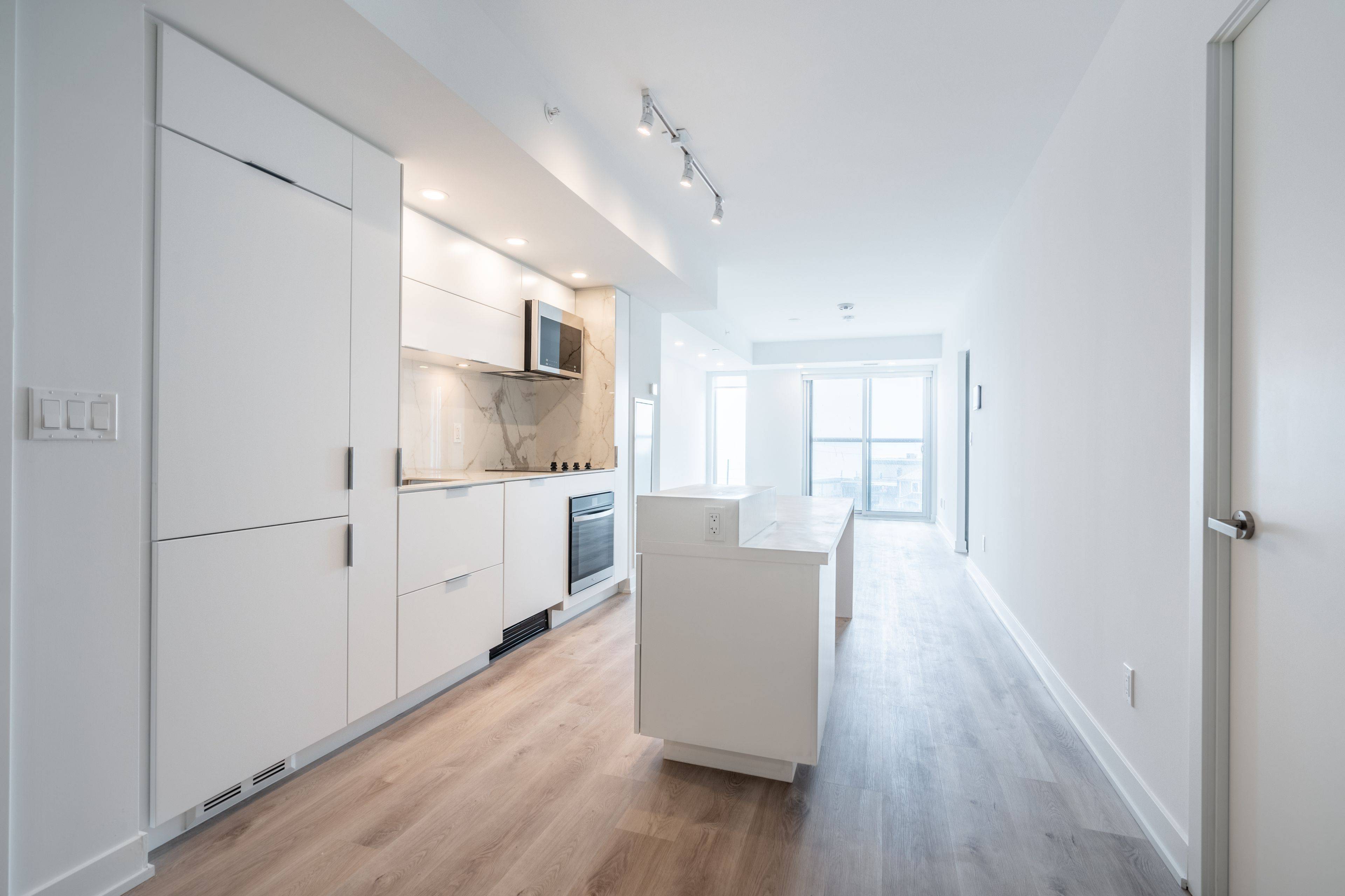 370 Martha ST #309, Burlington, ON L7R 0G9