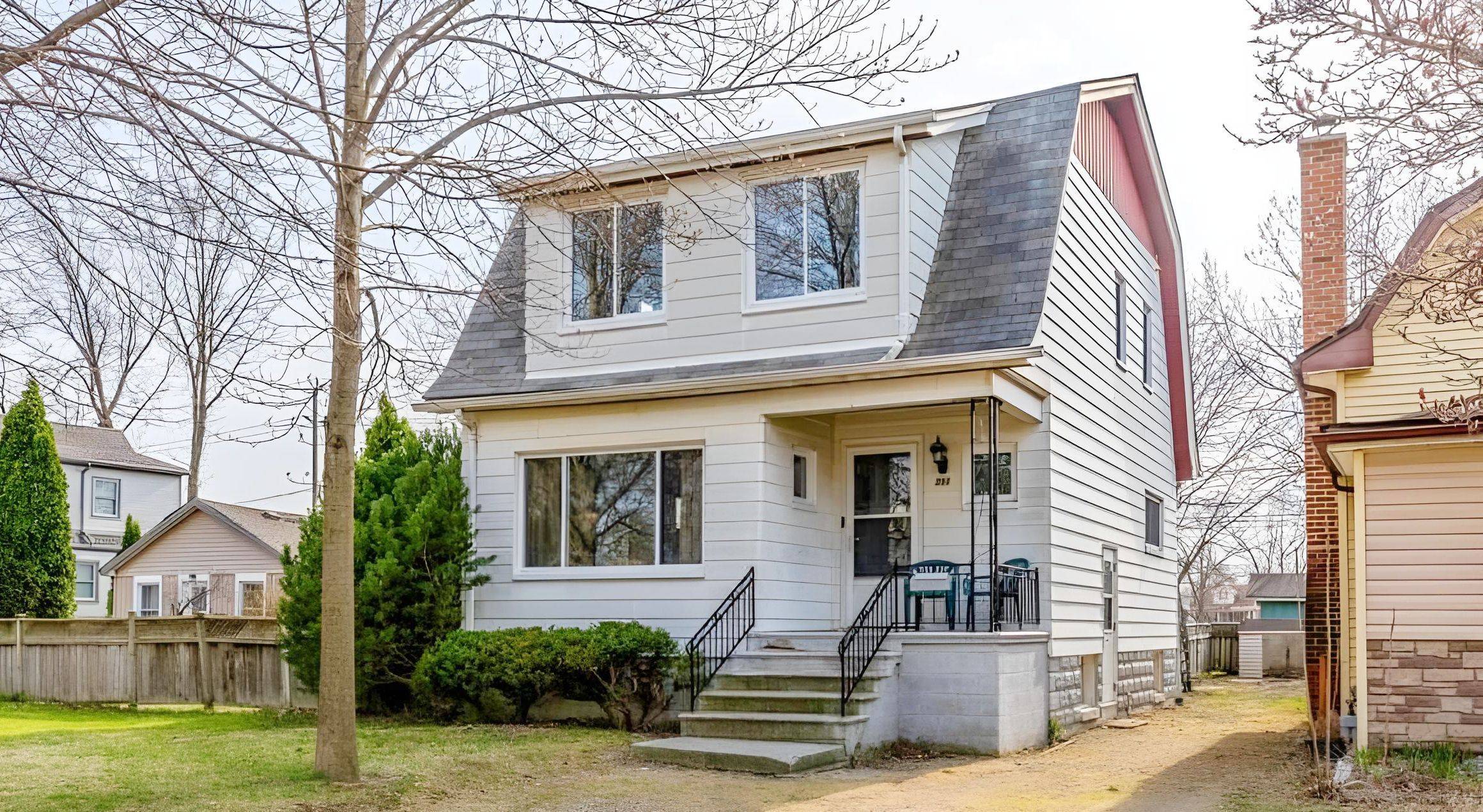 959 Westminster BLVD, Windsor, ON N8S 2C2