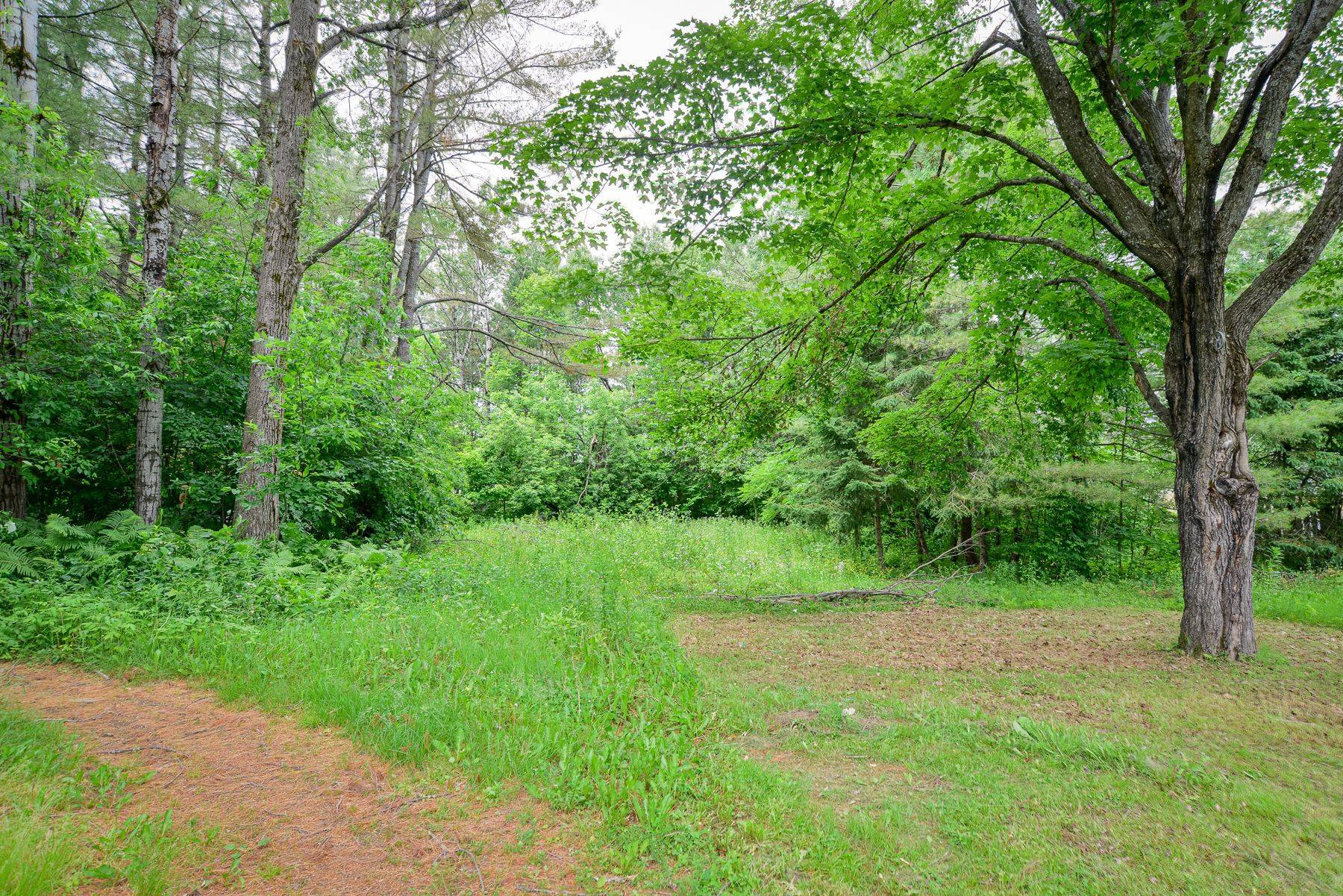 253 Maple ST, Bracebridge, ON P1L 1K3