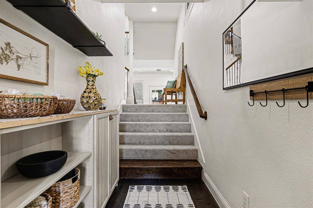 7315 Venice Drive #2, Grand Prairie, TX 75054