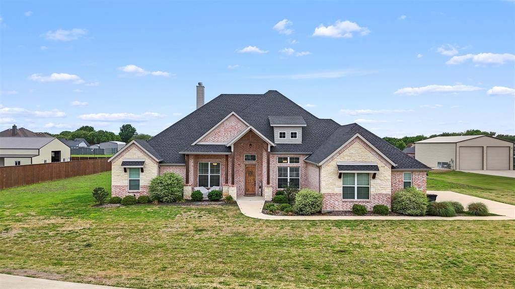 321 Rolling Meadows Drive, Waxahachie, TX 75165