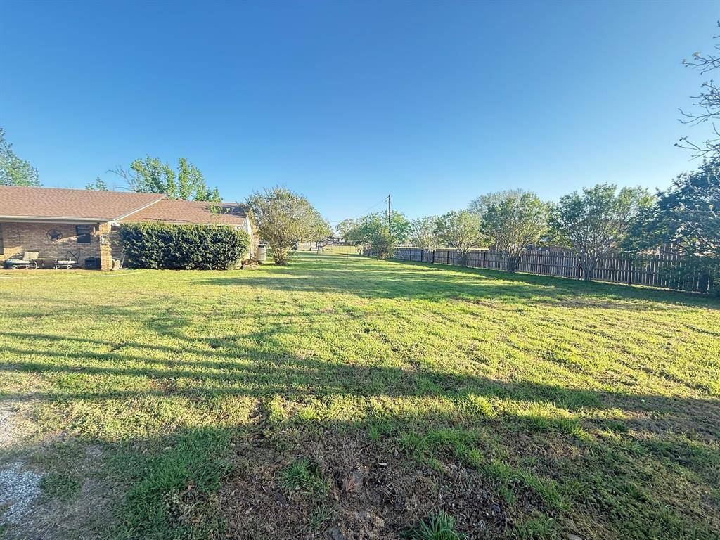 119 Wildwood Court, Mansfield, TX 76063