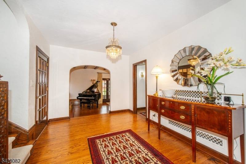 917 Westminster Ave, Hillside Twp., NJ 07205