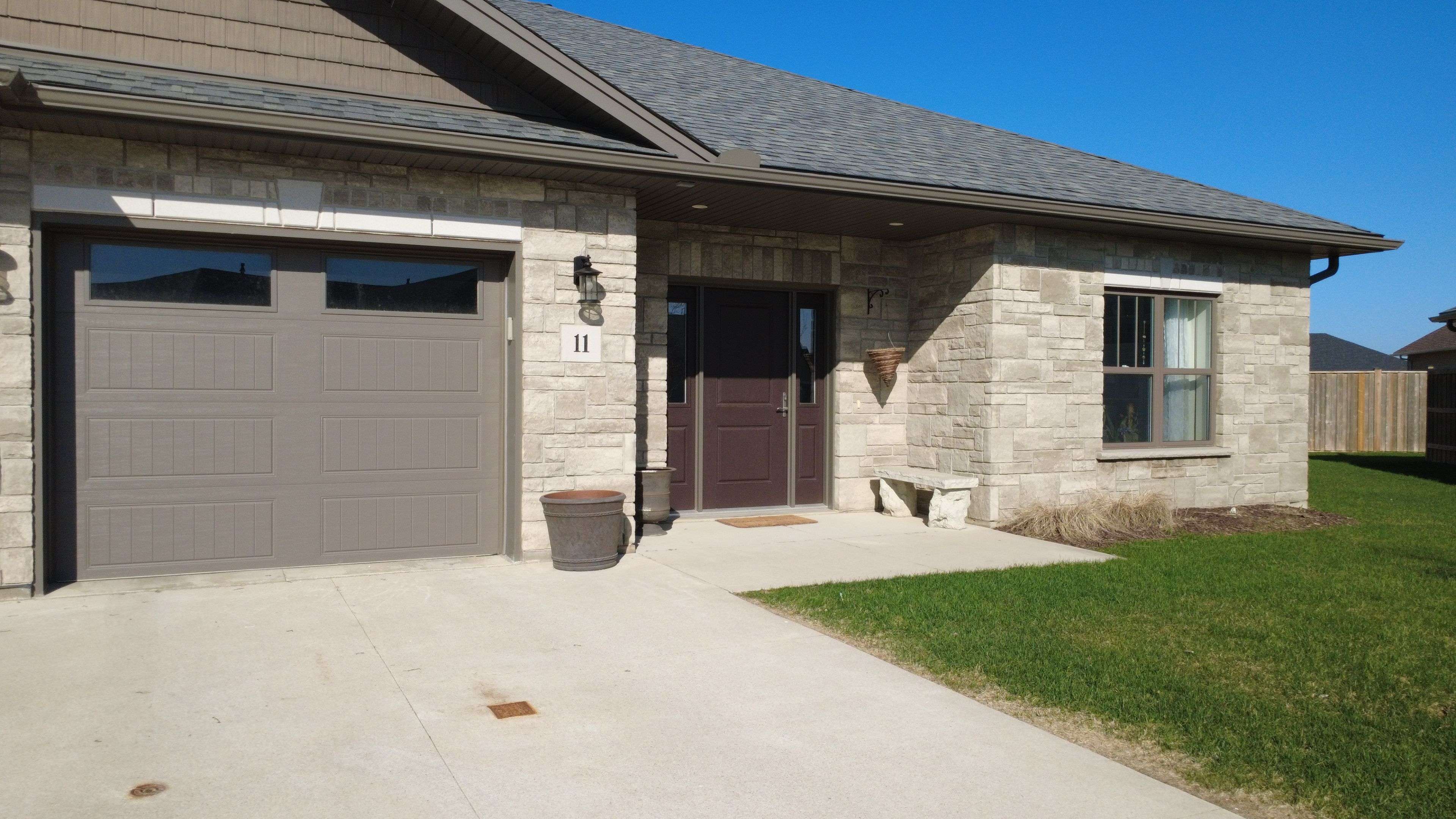 1050 Waterloo ST #11, Saugeen Shores, ON N0H 2C3