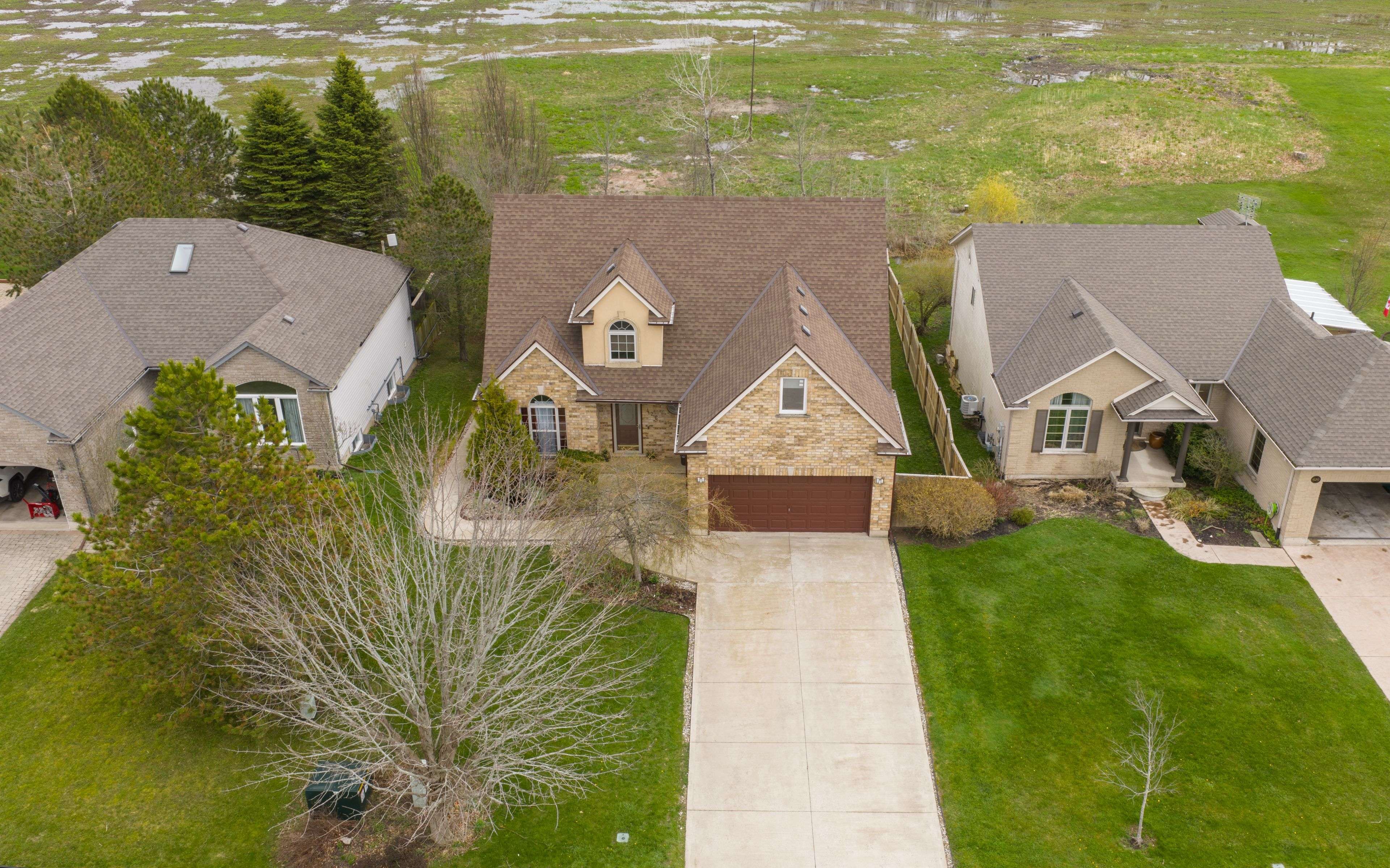 426 Barrington CT, Fort Erie, ON L0S 1N0