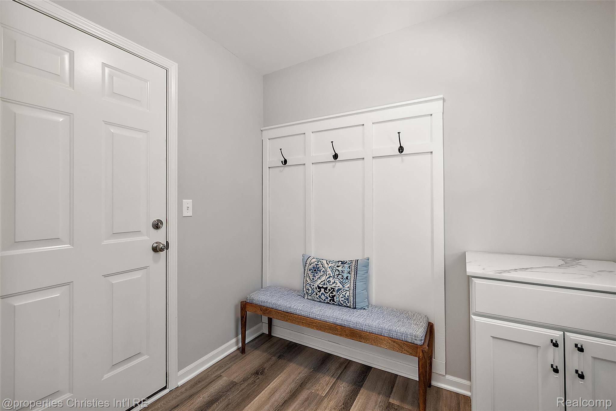 224 Sean ST, Brighton, MI 48116