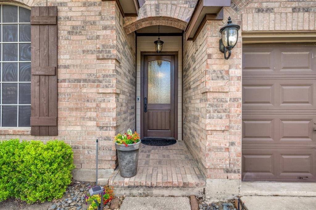 100 Barkley Drive, Hickory Creek, TX 75065