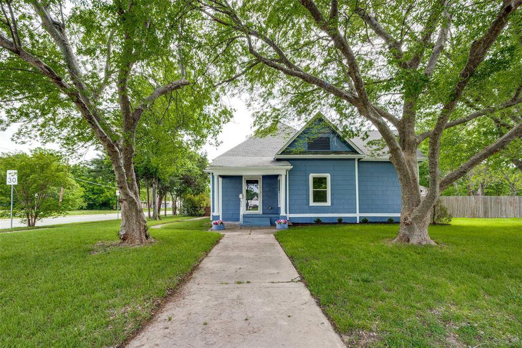 623 N Walnut Street, Sherman, TX 75090