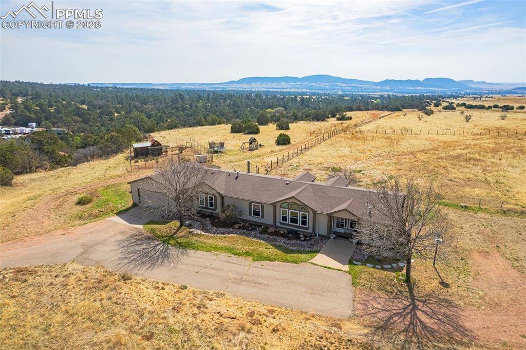 2084 Barrett RD, Colorado Springs, CO 80926