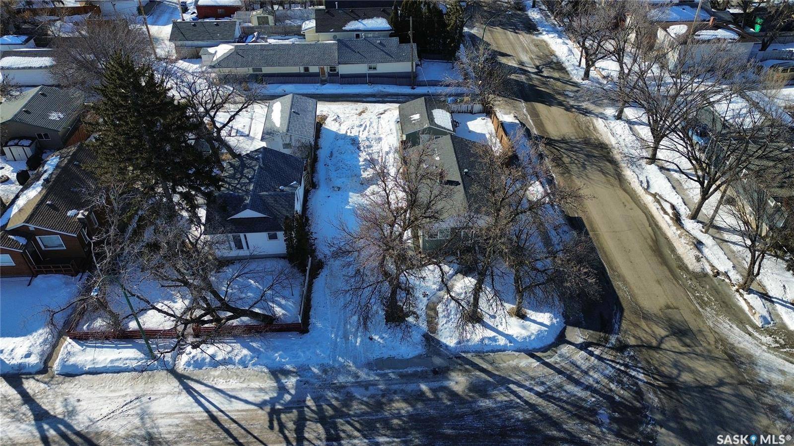 4935 8th AVENUE, Regina, SK S4T 0W2