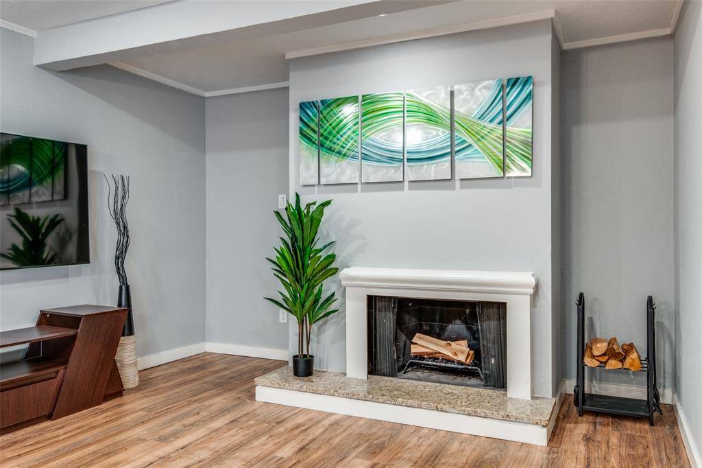 4317 Hartford Street #214, Dallas, TX 75219