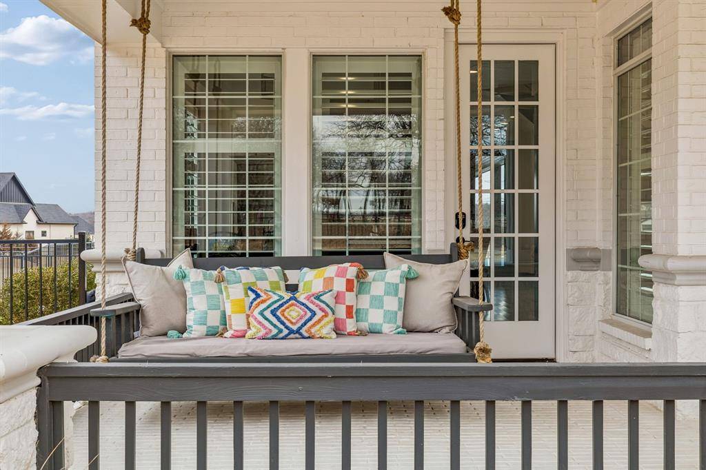 1001 Hat Creek Road, Bartonville, TX 76226