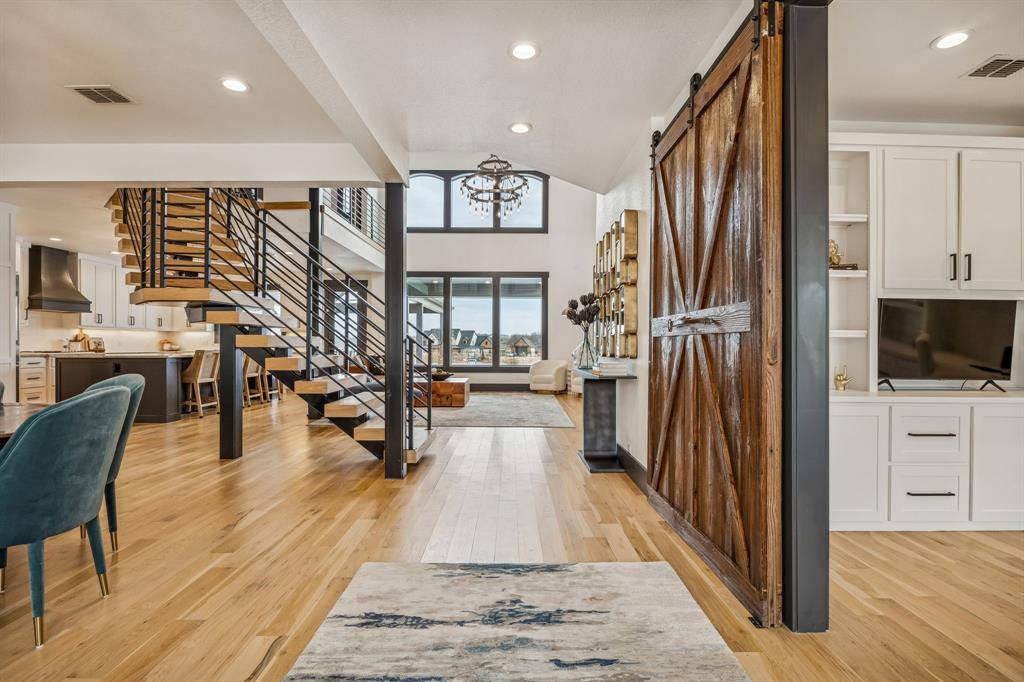 1001 Hat Creek Road, Bartonville, TX 76226