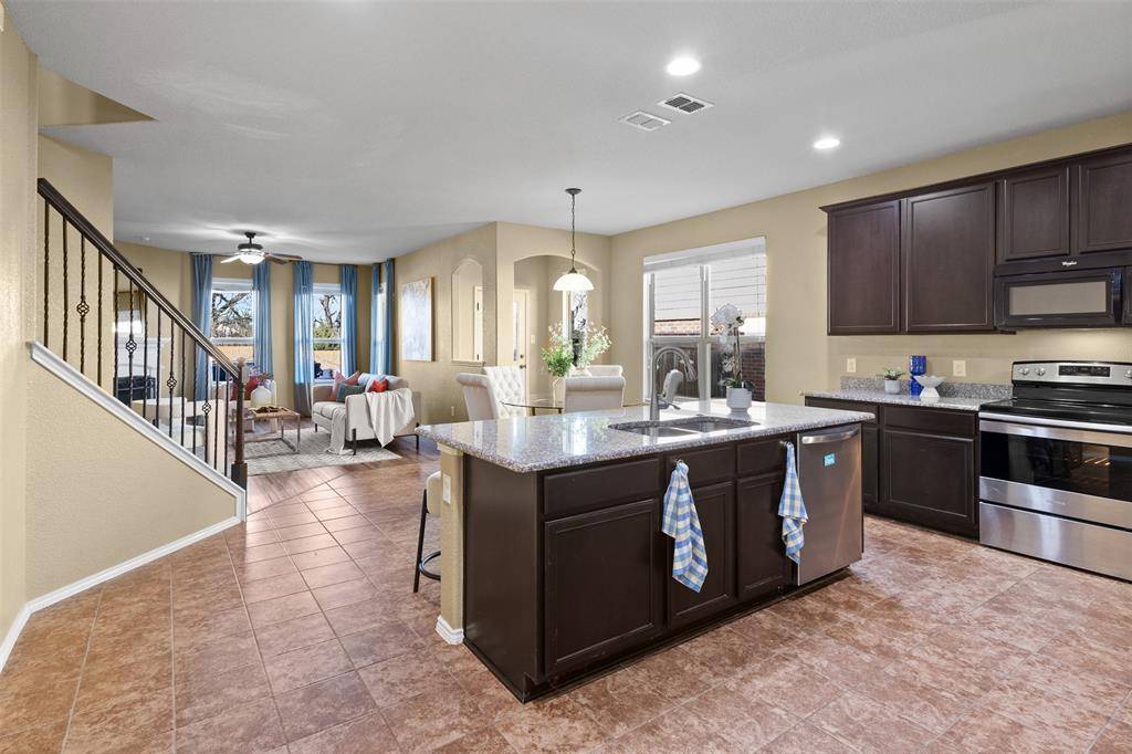 5405 Sea Cove Lane, Denton, TX 76208