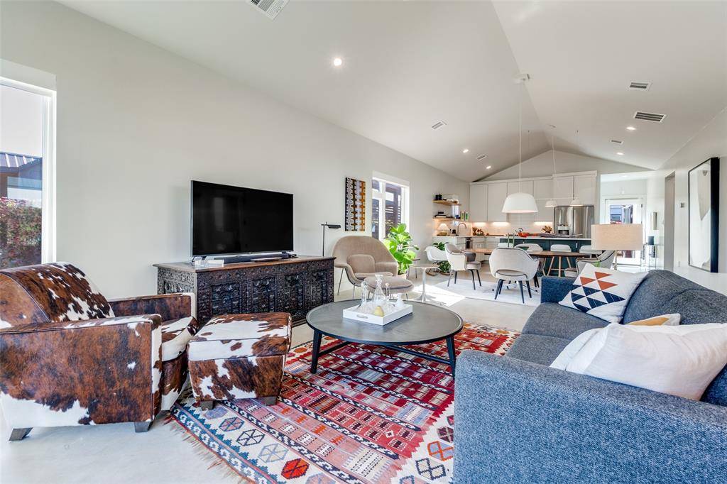 1006 Mcbroom Street, Dallas, TX 75212