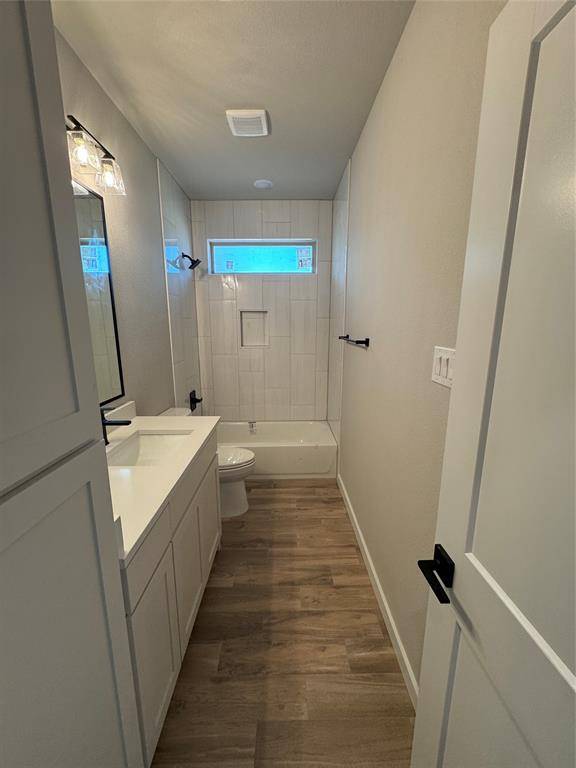 215 Sweetwater Drive, Weatherford, TX 76086