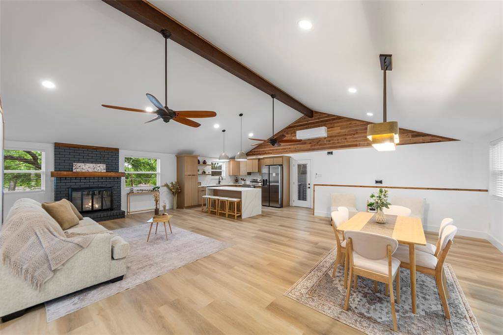 7041 Freemont Street, Dallas, TX 75231