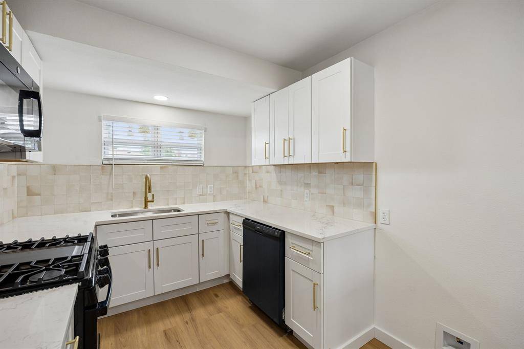 1905 Reever Street, Arlington, TX 76010