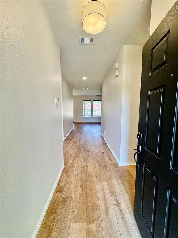 1117 Pine Ridge Road, Roanoke, TX 76262