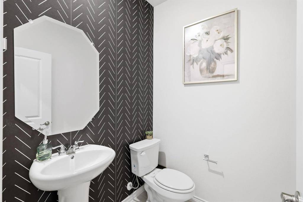 317 Madras Street, Little Elm, TX 75068