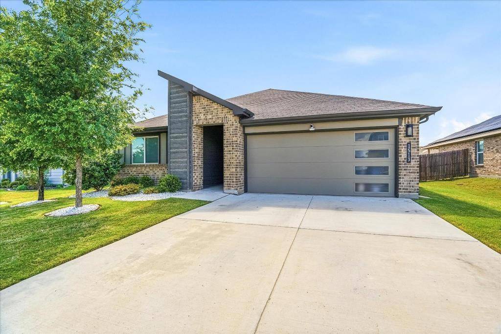 1513 Hulen Park Trail, Alvarado, TX 76009