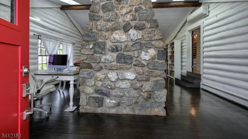 99 Beech Ter, Wayne Twp., NJ 07470