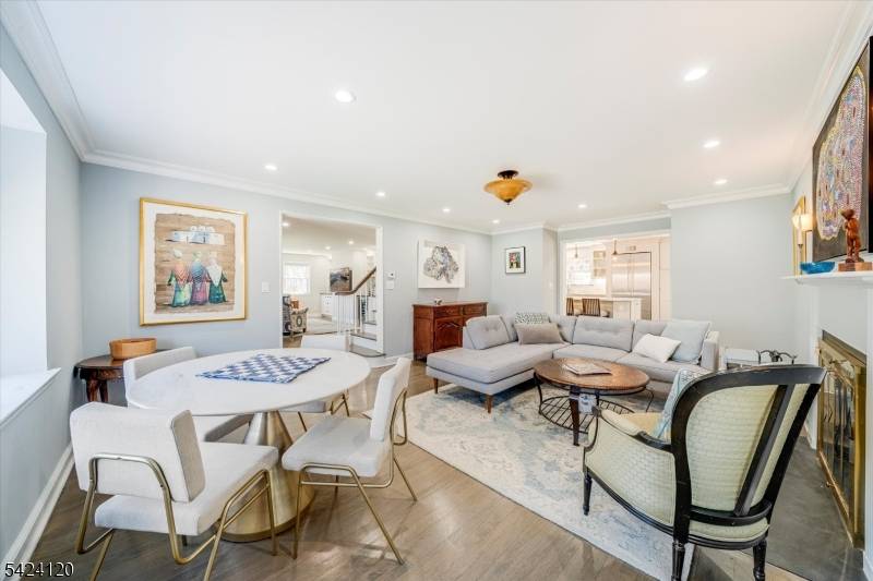 95 Silver Spring Rd, Millburn Twp., NJ 07078