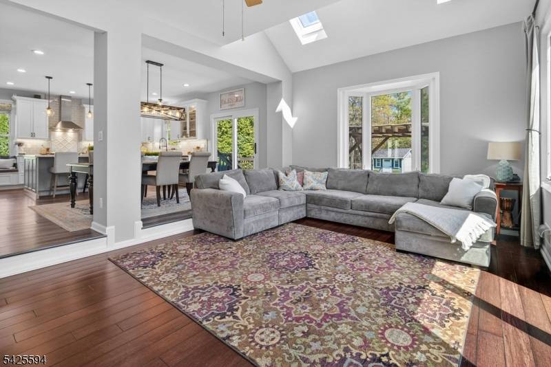 15 Sweney Ct, Hillsborough Twp., NJ 08844