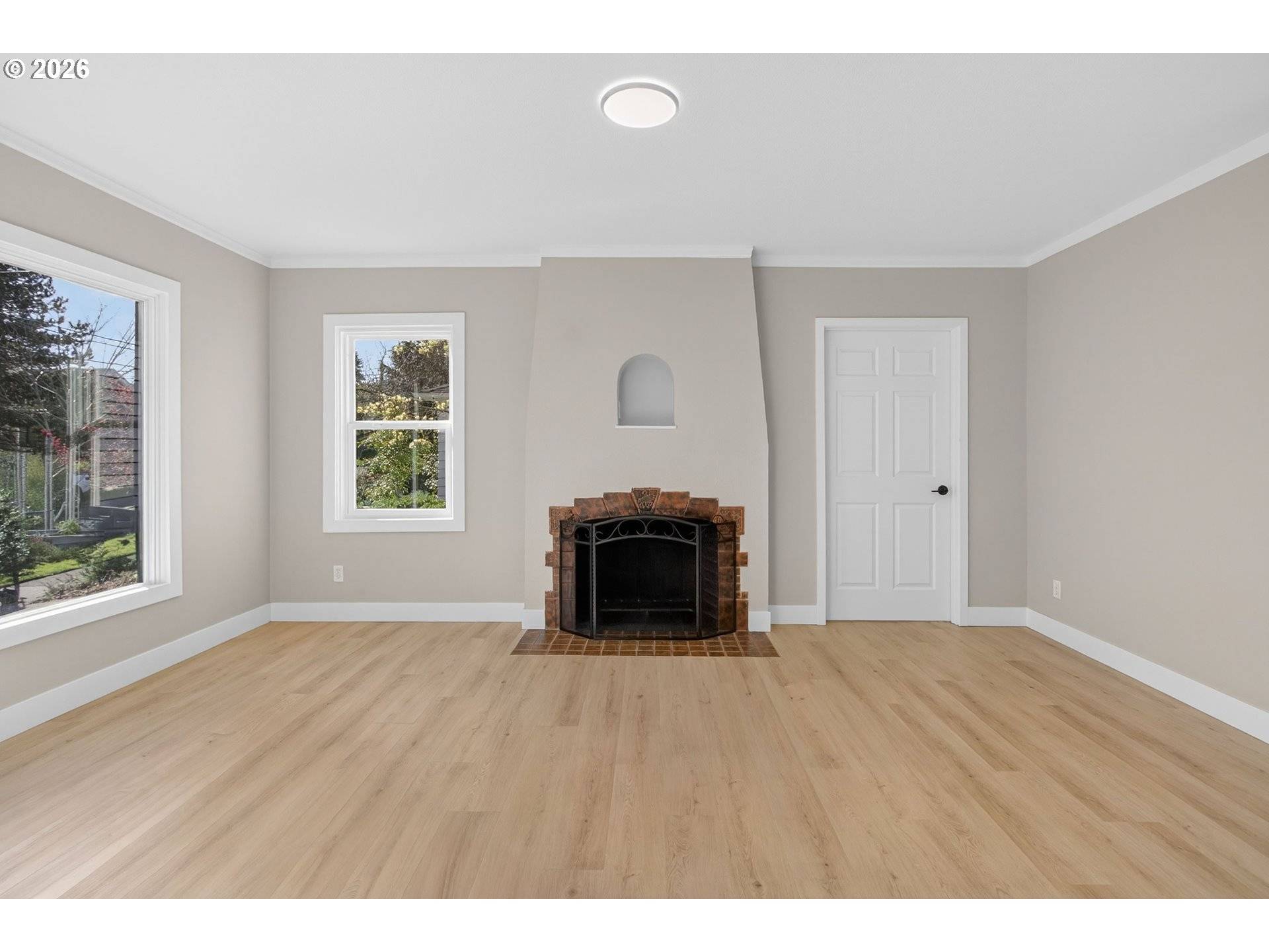 5609 NE 32ND AVE, Portland, OR 97211