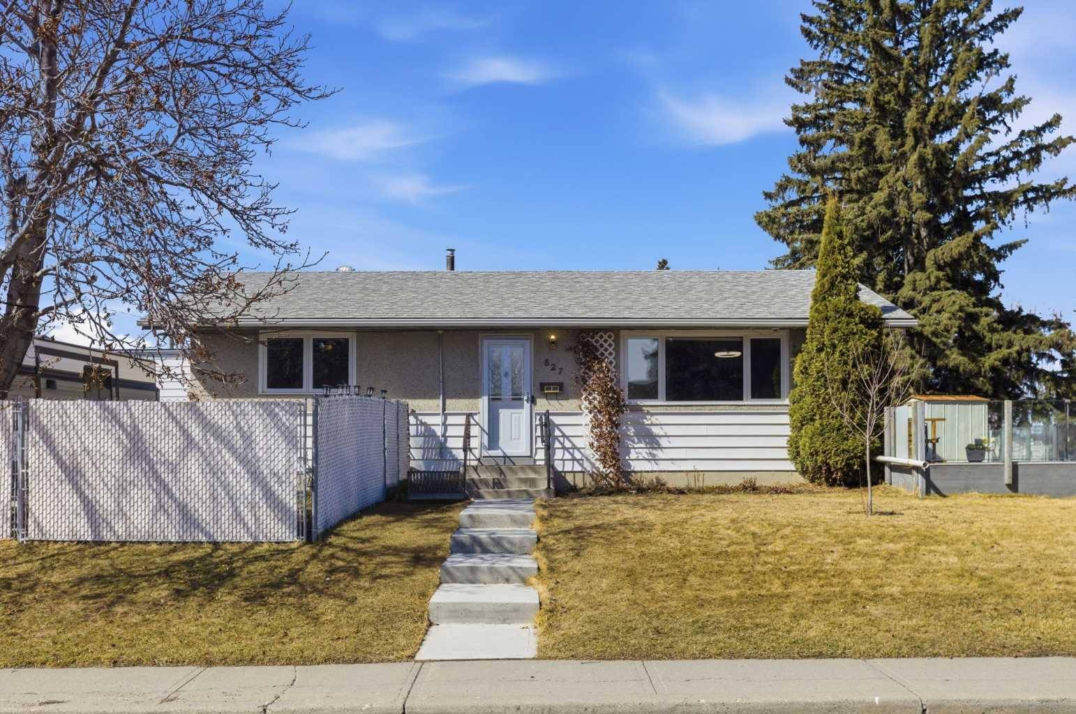 827 Forlee DR SE, Calgary, AB T2A 2E7