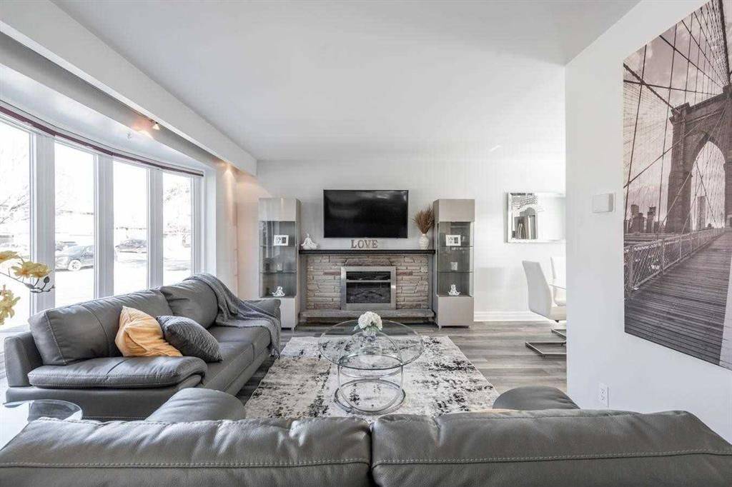 2 Core CRES, Brampton, ON L6W 2G7