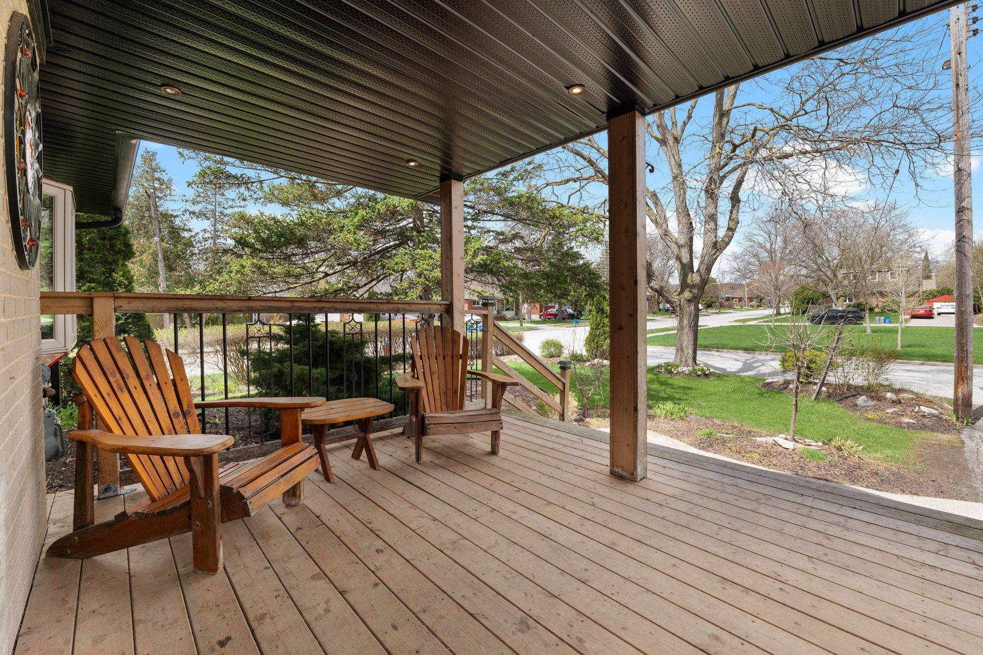 1367 St Marys CRES, Burlington, ON L7P 1S1