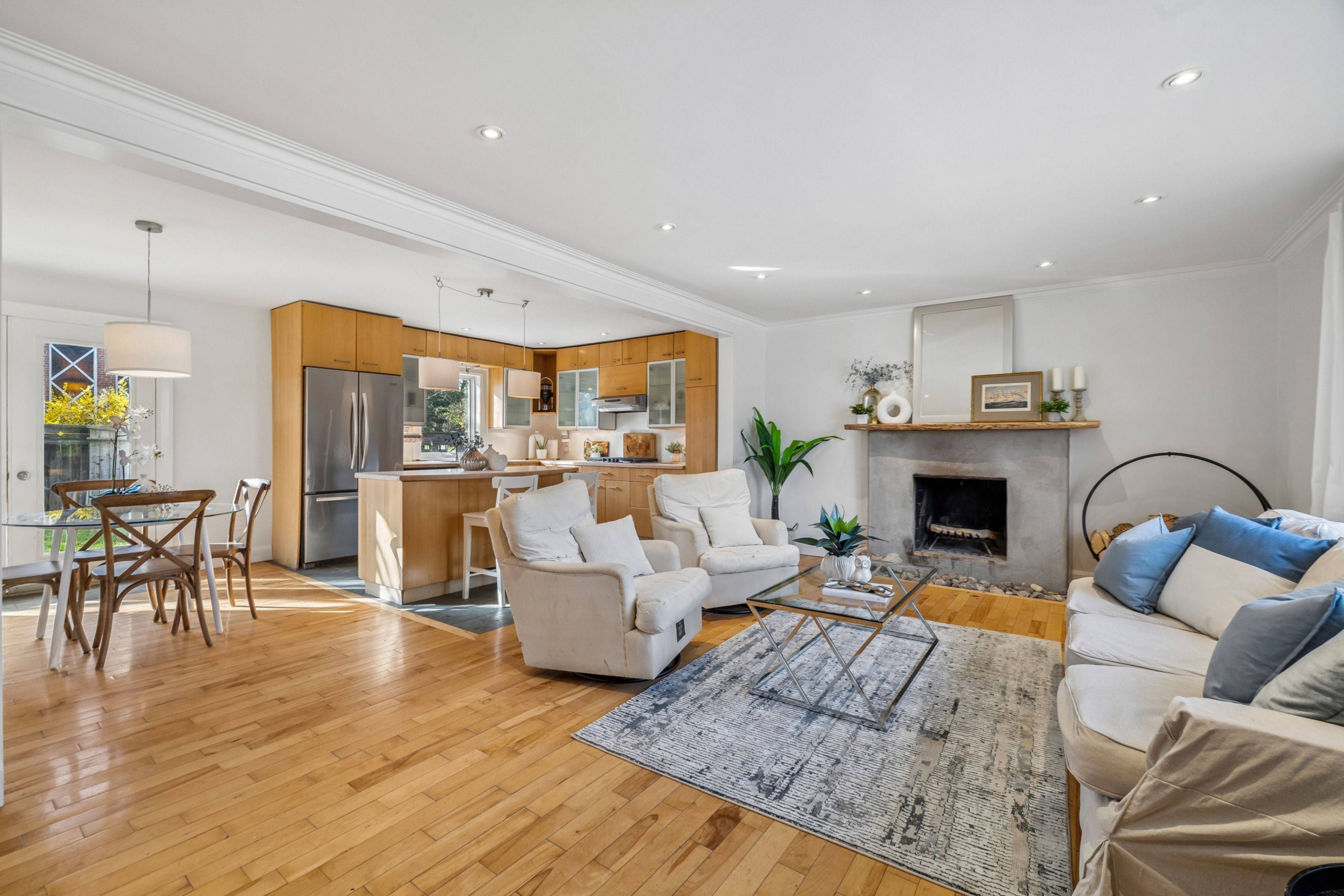 7 Washington AVE, Oakville, ON L6K 1W5