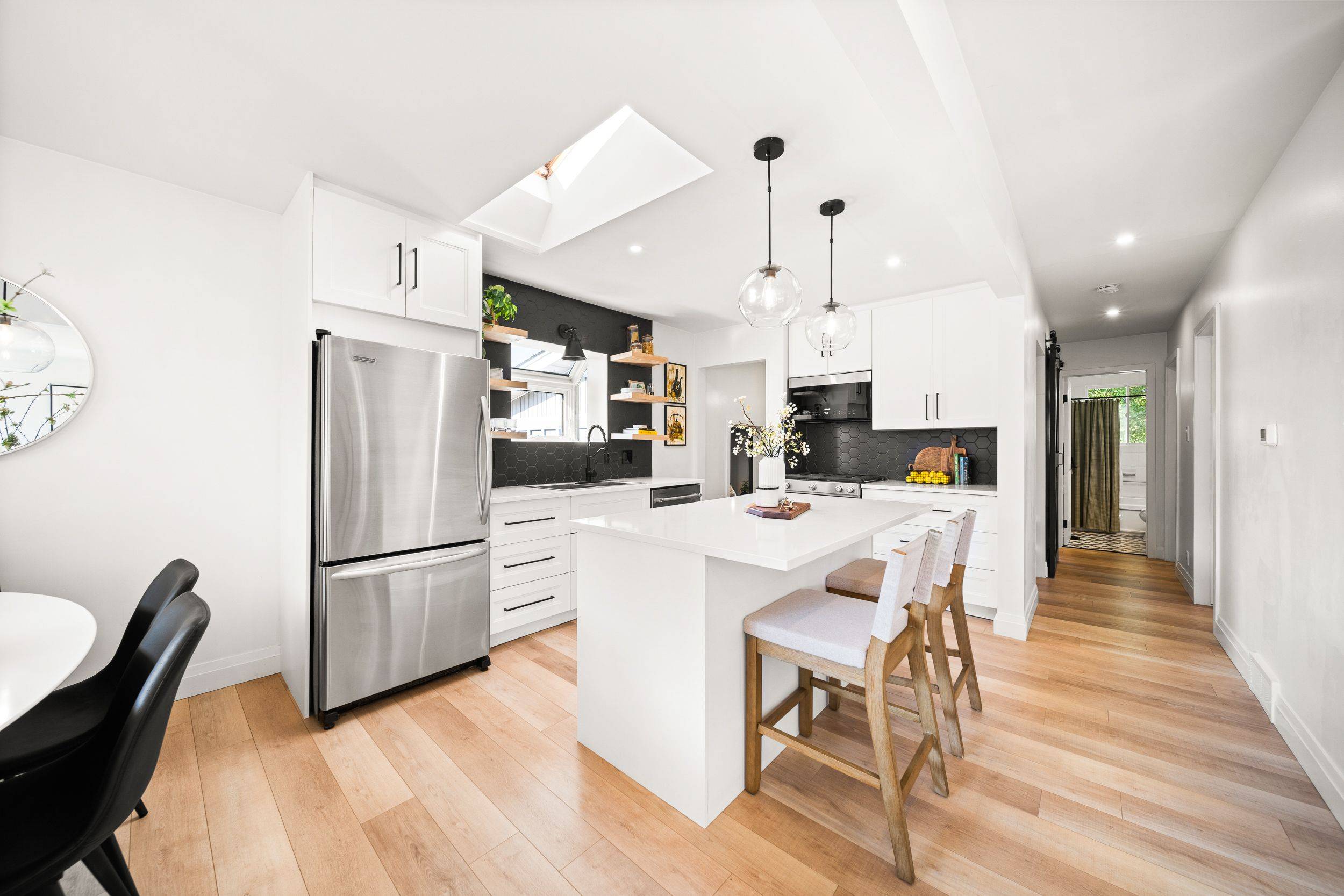 51 Muskoka DR, Guelph, ON N1E 3M8