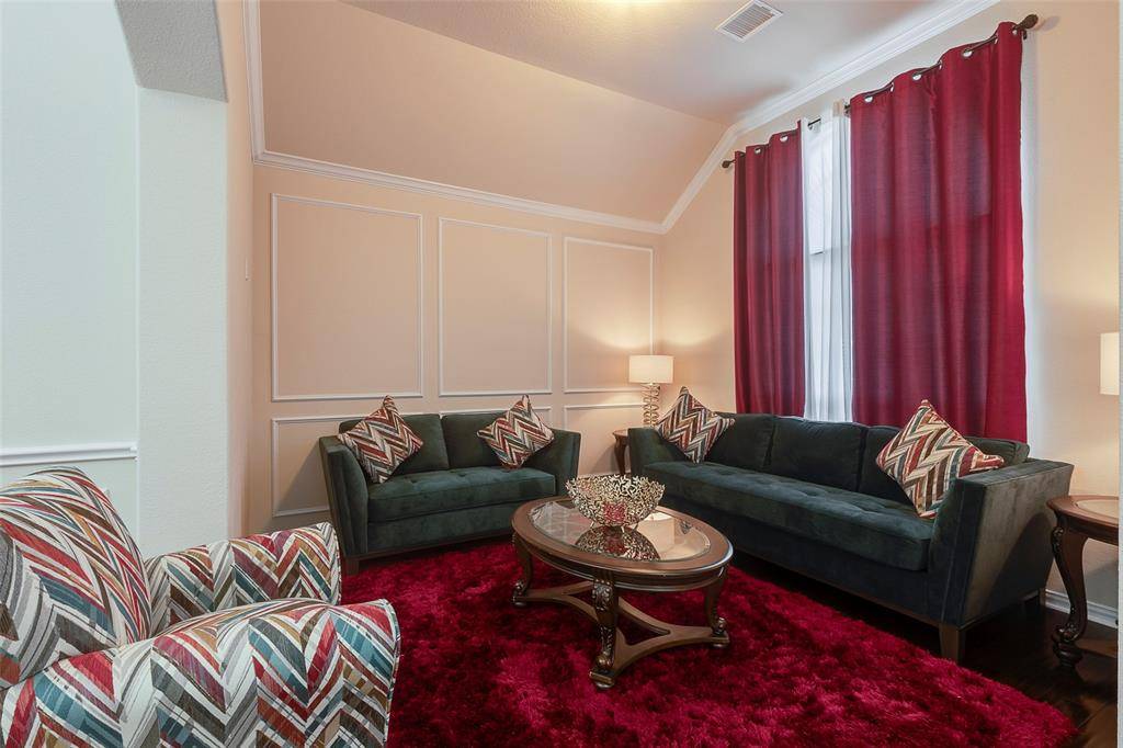 1848 River Run Drive, Desoto, TX 75115