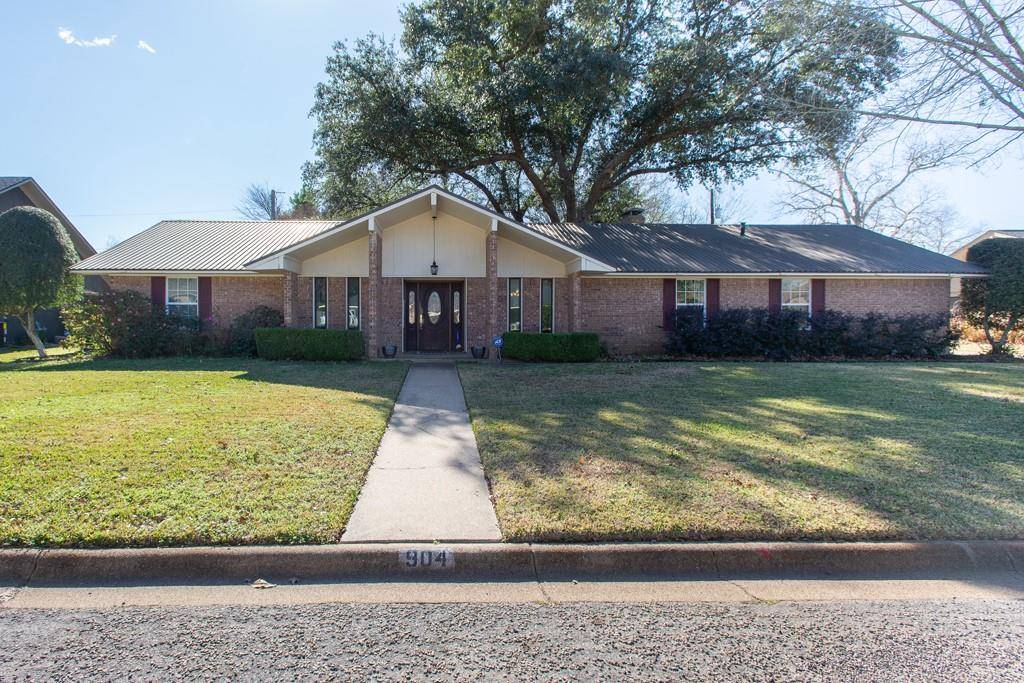 904 Clifford Street, Athens, TX 75751