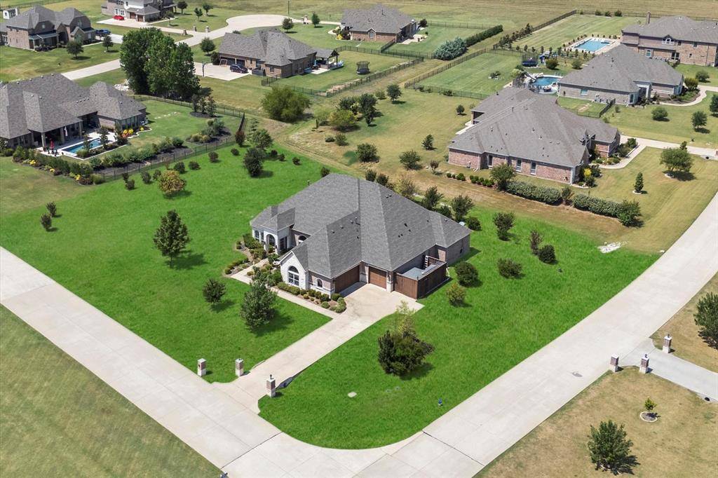 100 Lilyfield Drive, Lucas, TX 75002