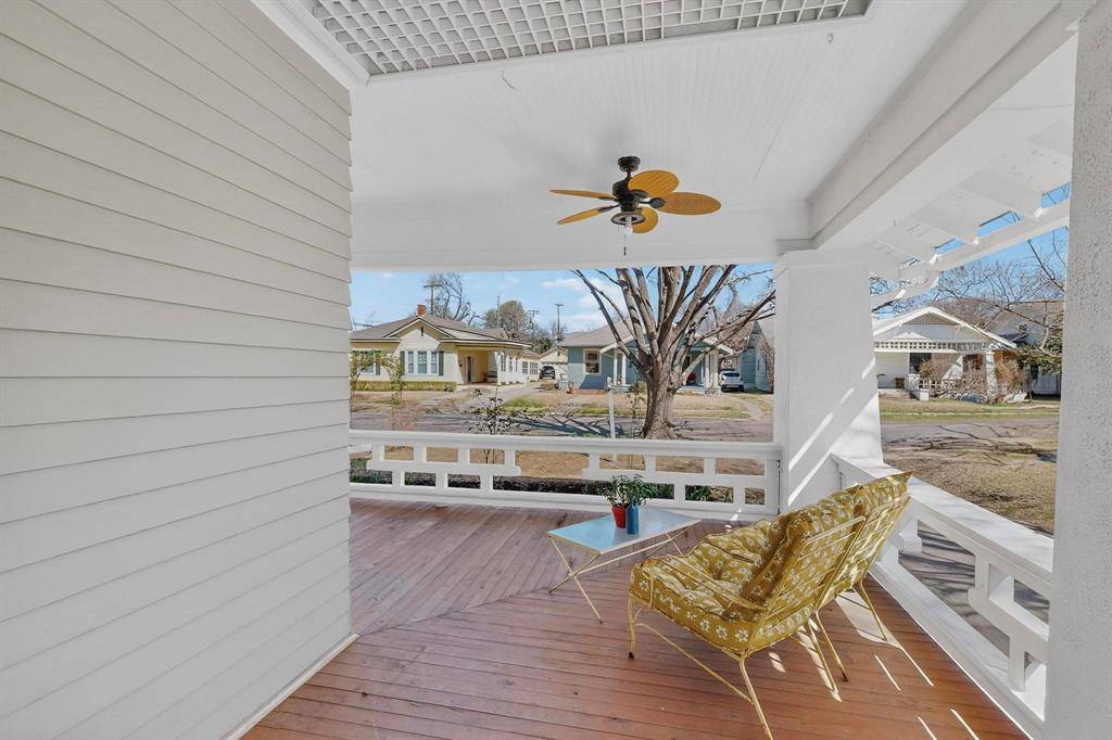 719 Dumont Street, Dallas, TX 75214