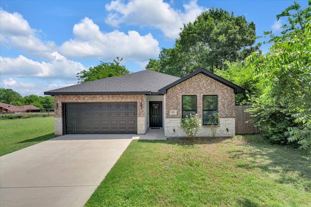 9228 Beckley View Avenue, Dallas, TX 75232